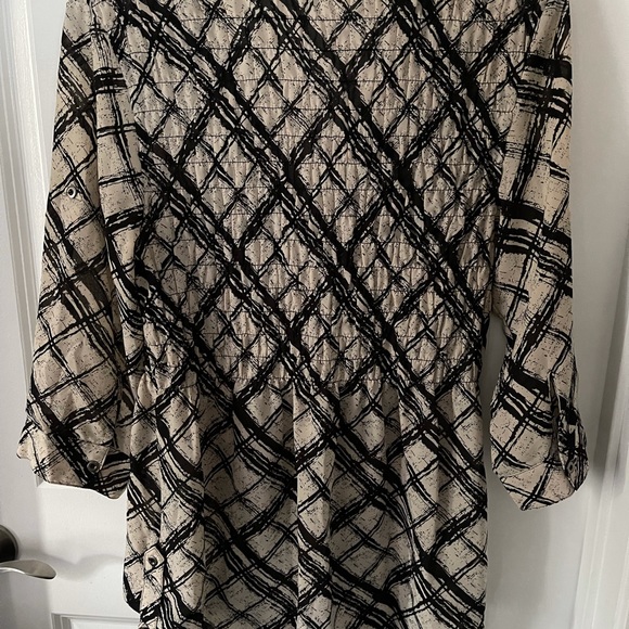 Blouse/Tunic by Kismet (Below the Belt Brand) - Picture 5 of 5